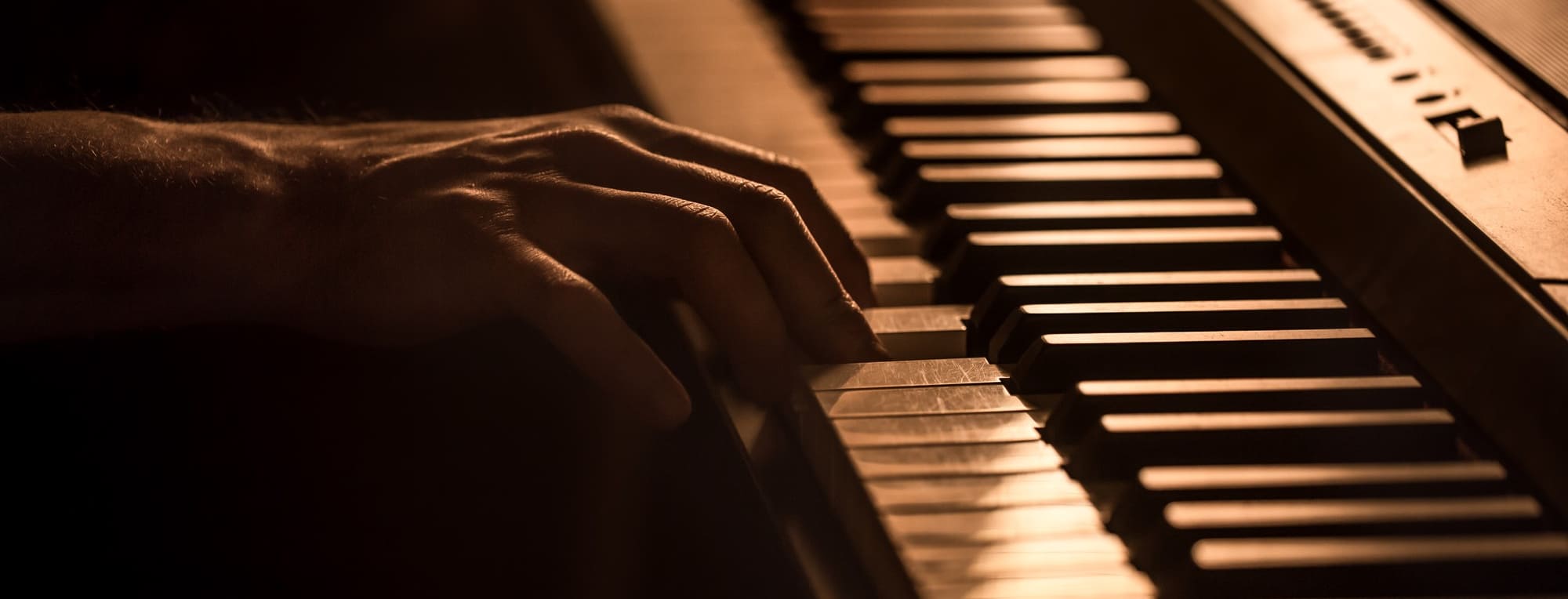 Poznaj talent i interpretacje pianistów z Polski